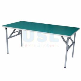 Rectangular Table with Foldable Legs - Green